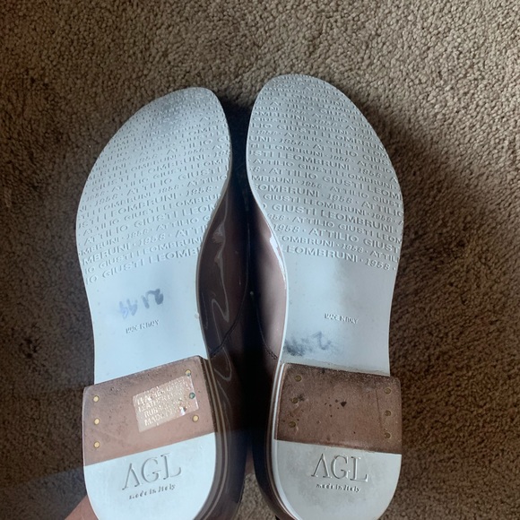 AGL Patent Leather Oxford Tan Sand - Picture 4 of 4